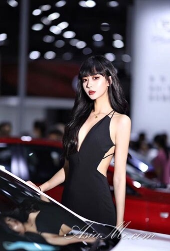 Violet, 23